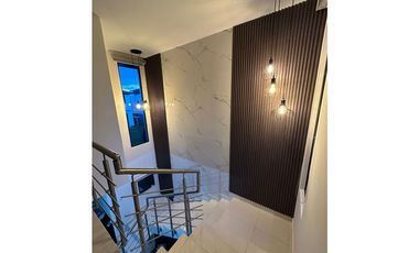 Residencia de esquina amueblada - Riverview - Costa Verde