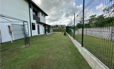 Residencia de esquina amueblada - Riverview - Costa Verde