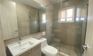 VENTA CASA RESERVAS VERSALLES (DV)