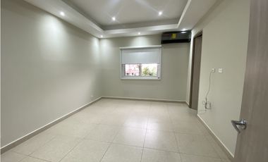 VENTA CASA RESERVAS VERSALLES (DV)