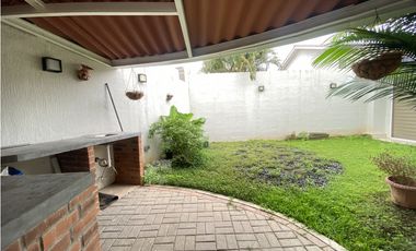 VENTA CASA RESERVAS VERSALLES (DV)