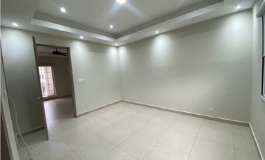 VENTA CASA RESERVAS VERSALLES (DV)