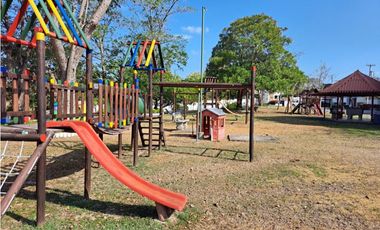 ¡Casa duplex en un paraíso familiar frente al mar! Coronado PH Aprucc