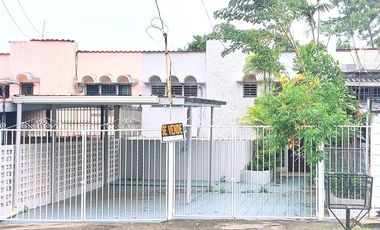 CASA EN VENTA 3 pisos  | ALTOS DE MIRAFLORES BETANIA
