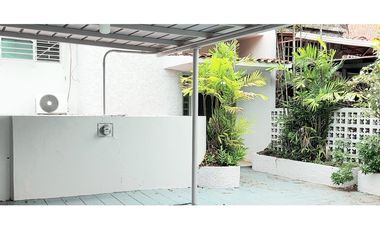 CASA EN VENTA 3 pisos  | ALTOS DE MIRAFLORES BETANIA