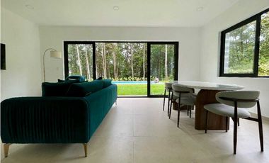 Venta Casa en Altos de Cerro Azul