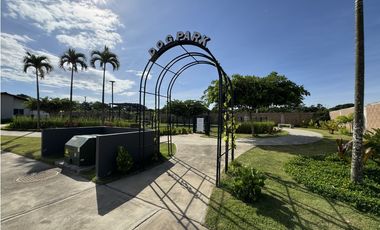 CASA EN VENTA EN PH LOS FRESNOS - ARBOLEDAS | LA CHORRERA