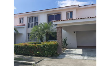 Residencial en Venta en Versalles del Oeste, La Chorrera