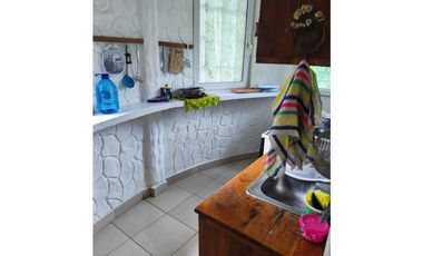 SE RENTA CABAÑA AMUEBLADA CON TERRENO - LAS UVAS, SAN CARLOS