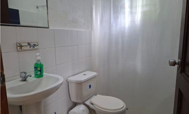 SE RENTA CABAÑA AMUEBLADA CON TERRENO - LAS UVAS, SAN CARLOS