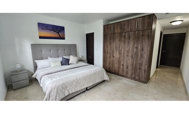 EN ALQUILER EXCLUSIVA VILLA AMUEBLADA EN TUCAN COUNTRY CLUB