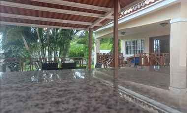 VENDO CASA -ALTOS DE PANAM-BOSQUE DE LOS CIBELES