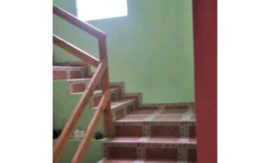 ALQUILO CASA GRANDE DE 2 PISOS EN CERRO AZUL