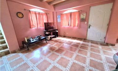 ALQUILO CASA GRANDE DE 2 PISOS EN CERRO AZUL