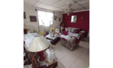 SE VENDE CASA EN DON BOSCO - JUAN DIAZ