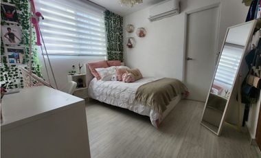 VENDO APARTAMENTO EN SAN FRANCISCO, 3 RECAMARAS, LINEA BLANCA, 164M2.