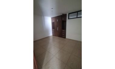 VENDO APARTAMENTO EN CONDADO DEL REY, 80M2, 2 RECAMARAS.