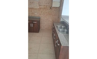 VENDO APARTAMENTO EN CONDADO DEL REY, 80M2, 2 RECAMARAS.