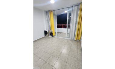 ALQUILO APARTAMENTO EN VIA ESPAÑA, 2 RECAMARAS, LINEA BLANCA, 105M2.