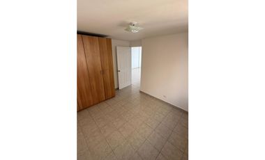 ALQUILO APARTAMENTO EN VIA ESPAÑA, 2 RECAMARAS, LINEA BLANCA, 105M2.