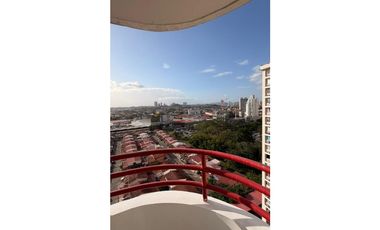 ALQUILO APARTAMENTO EN VIA ESPAÑA, 2 RECAMARAS, LINEA BLANCA, 105M2.