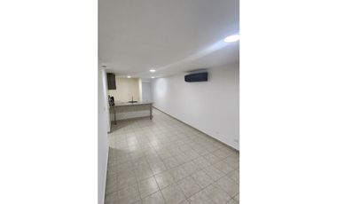 ALQUILO APARTAMENTO EN VIA ESPAÑA, 2 RECAMARAS, LINEA BLANCA, 105M2.