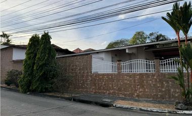 ALQUILER CASA BRISAS DEL GOLF