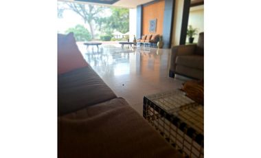 VENDO APARTAMENTO PH BAHIA RESORT EN NUEVA GORGONA