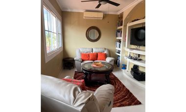 VENTA CASA BRISAS DEL GOLF PH VILLA ALTA