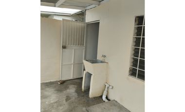 SE VENDE CASA VILLA ZAITA PRADERAS DEL ROCIO, COD-CA