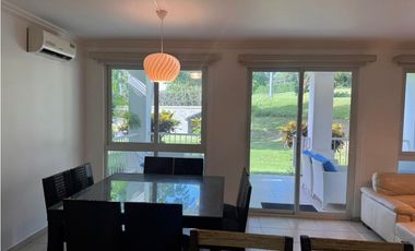 ALQUILO APARTAMENTO EN BIJAO, 3 RECAMARAS, AMOBLADO, 130M2.