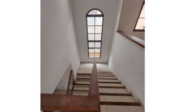 VENDO CASA EN COSTA SUR, 324M2 DE CONST, 4 RECAMARAS, 435M2.