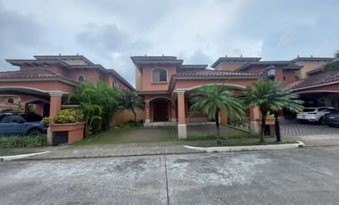 VENDO CASA EN COSTA SUR, 324M2 DE CONST, 4 RECAMARAS, 435M2.