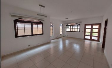 VENDO CASA EN COSTA SUR, 324M2 DE CONST, 4 RECAMARAS, 435M2.