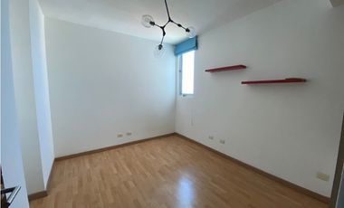 VENDO APARTAMENTO EN SAN FRANCISCO, 217M2, 3 RECAMARAS, VISTA AL MAR.