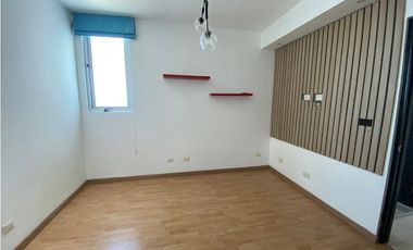 VENDO APARTAMENTO EN SAN FRANCISCO, 217M2, 3 RECAMARAS, VISTA AL MAR.