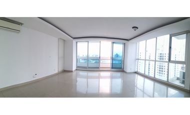 VENDO APARTAMENTO EN SAN FRANCISCO, 217M2, 3 RECAMARAS, VISTA AL MAR.