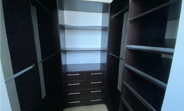 VENDO APARTAMENTO EN SAN FRANCISCO, 217M2, 3 RECAMARAS, VISTA AL MAR.