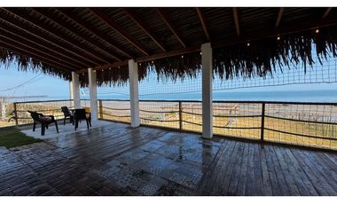 Casa en alquiler – Playa El Uverito, Las Tablas