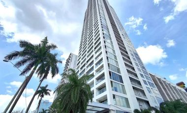 Alquiler de apartamento en Avenida Balboa PH Rivage