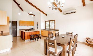 Venta de casa de playa en Andromeda, Pedasí