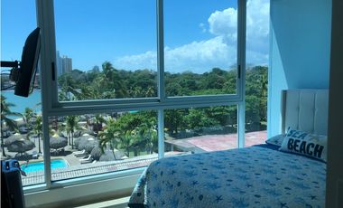 Royal Palm: Apartamento grande con vista directa al mar