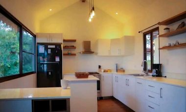 VENTA DE CASA EN ALTOS DE CERRO AZUL