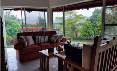 Venta de Casa en Altos Cerro Azul