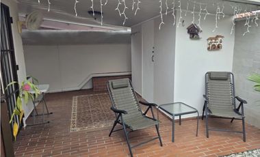 VENTA CASA CHANIS PH LOS LAURELES