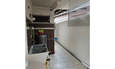 VENTA CASA CHANIS PH LOS LAURELES