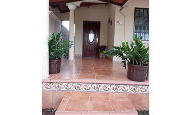 VENTA CASA BRISAS DEL GOLF
