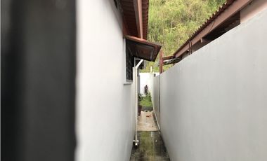 Se Vende Casa en Urbanización Brisas del Golf.