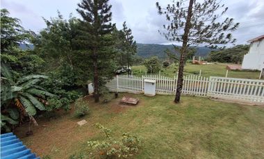 Venta de casa en Altos de Cerro Azul