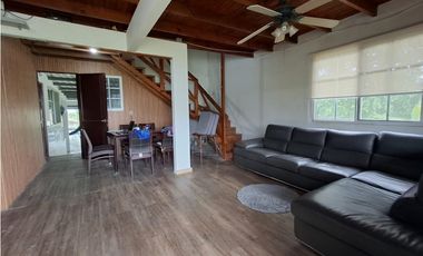 Venta de casa en Altos de Cerro Azul